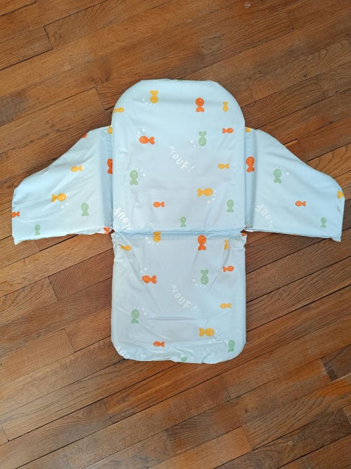 Matelas chaise haute bébé