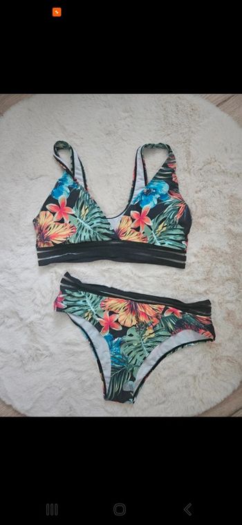 Maillot de bain fleurs taille 42 shein