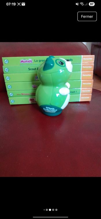 Lecteur Scout et 6 livres Leap frog