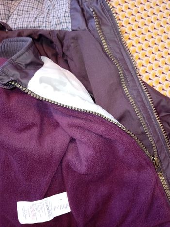 Manteau avec 2 bonnets 6 mois