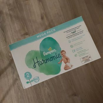 2 packs de couches Pampers Harmonie T 2