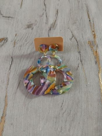 Boucles d'oreilles neuves