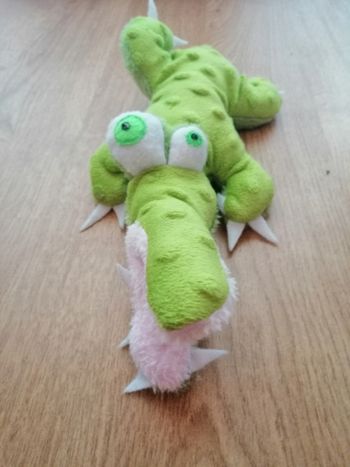 Peluche crocodile
