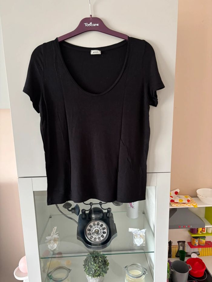 T-shirt noir taille S