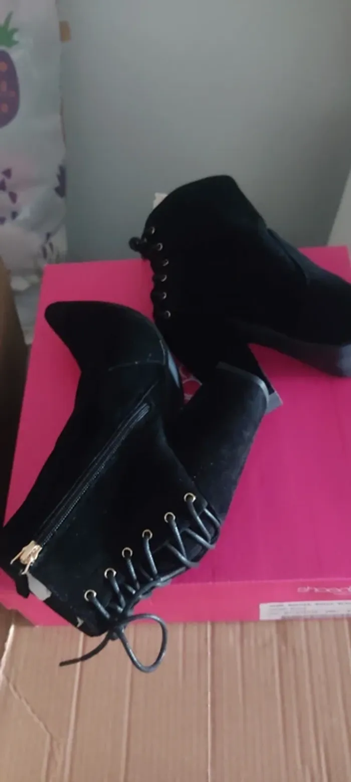 Shoedazzle bottines talons en velours taille 39 - photo numéro 11