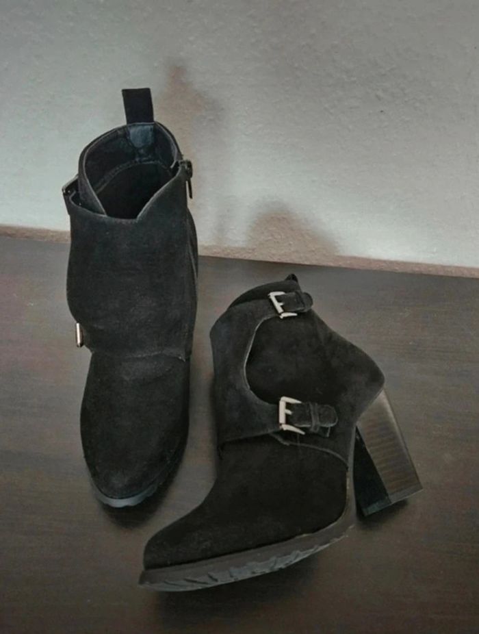 Bottines talon pointure 37 - photo numéro 3