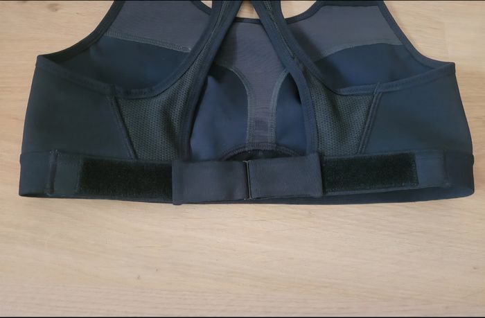 Brassière de sport Nike - photo numéro 4