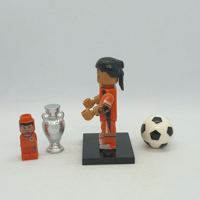 🎽 Figurine Footballeur Néerlandais - Virgil van Djik - (Style Lego) 🎽 - photo numéro 2