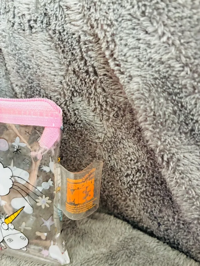 Trousse moi moche et méchant 3 - photo numéro 3