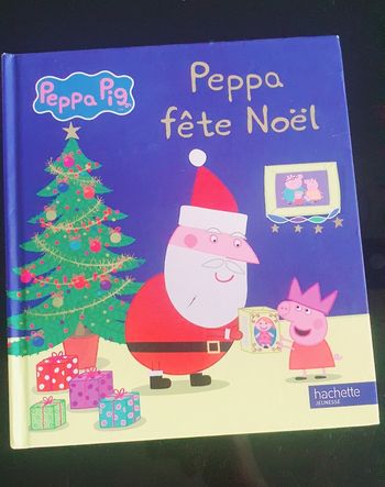 Livre Peppa fête Noel