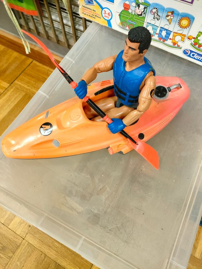 Lot  action man et son canoë - photo numéro 2