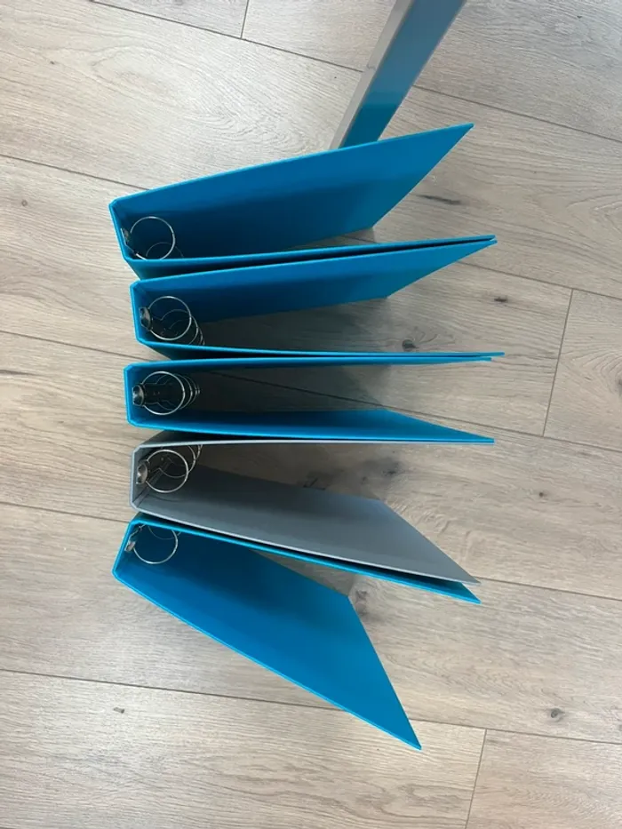 5 classeurs exacompta format a4 neufs - photo numéro 2