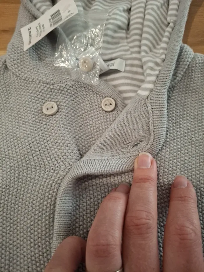 Veste gilet obaibi 12 mois neuf - photo numéro 4