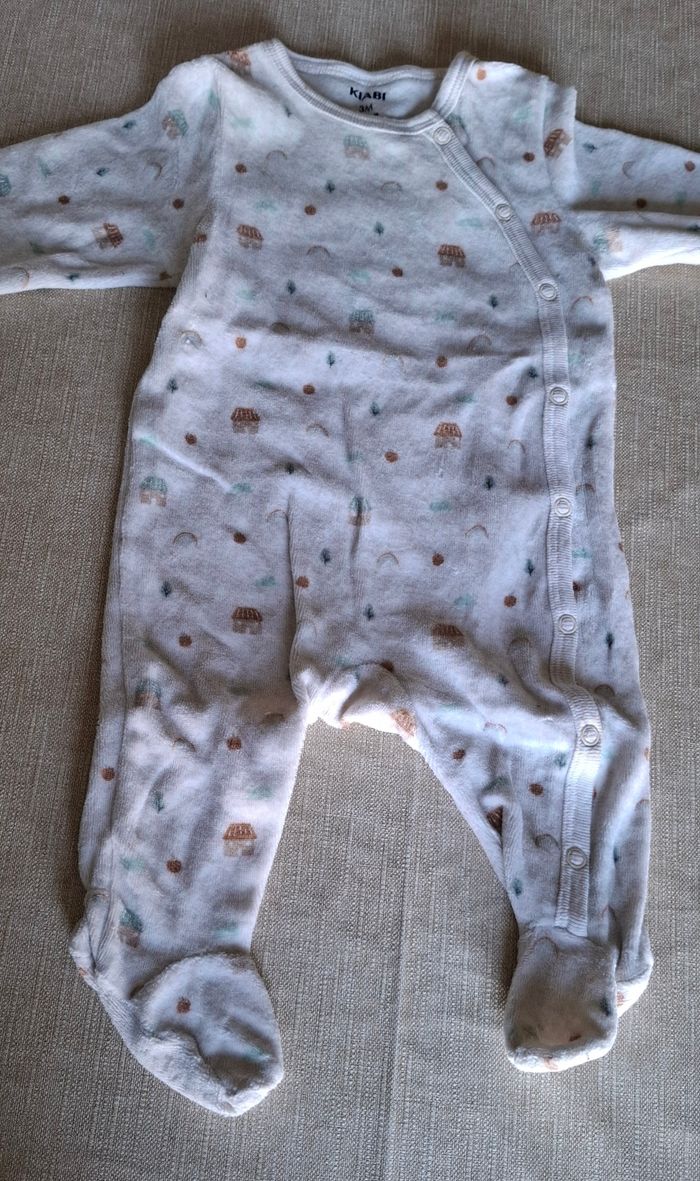 Lot de 7 pyjamas Taille 3 mois - photo numéro 4