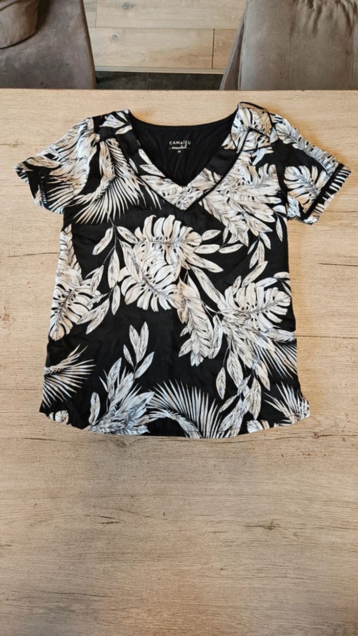 Blouse noire à dessin blanc, manches coirtes, broderie, Camaïeu, taille XS, neuve - photo numéro 2