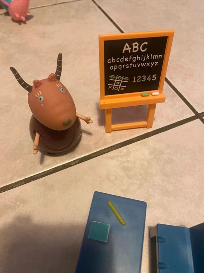 École peppa pig - photo numéro 3