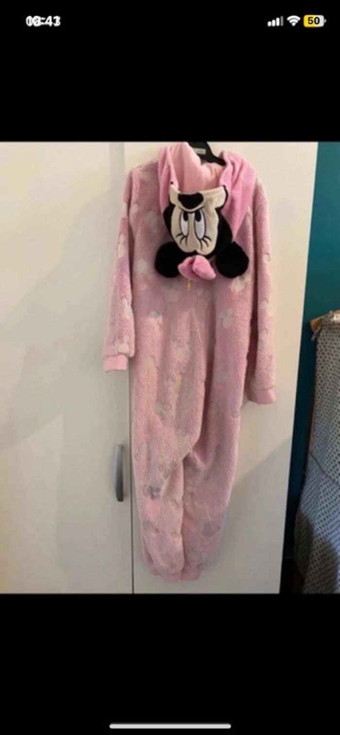 Combinaison pyjama Minnie taille 6 ans - photo numéro 2