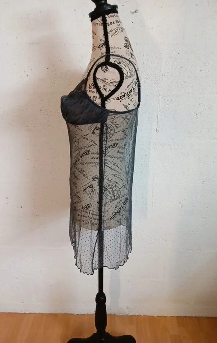 💫 Nuisette grise Miss Helen – S/M – Très bon état - photo numéro 2