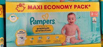 Couches Pampers taille 3