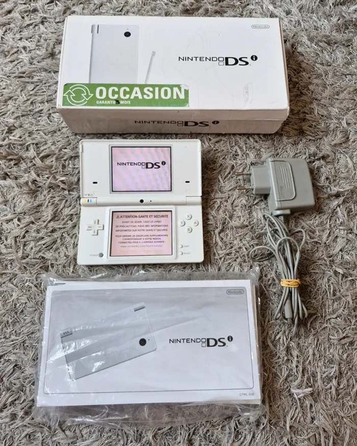 Console Nintendo DS i Blanche en Boîte