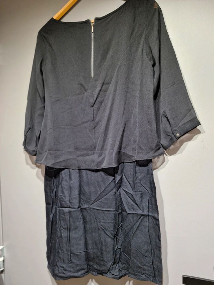 Robe noire - photo numéro 4