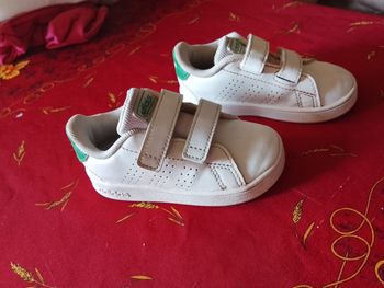Chaussures Adidas taille 21