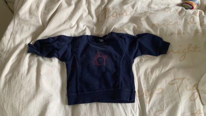 Pull bleu marine campus 6 mois