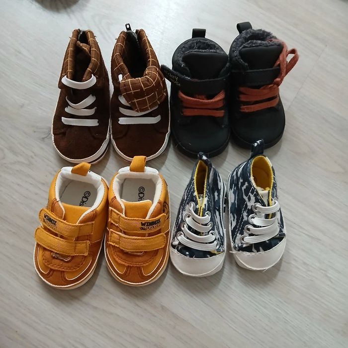 Chaussures bébé 0/6m