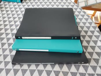 lot de 3 classeurs neuf/très bon état