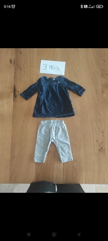 Ensemble bébé fille taille 3 mois leggings et t-shirt manches longues