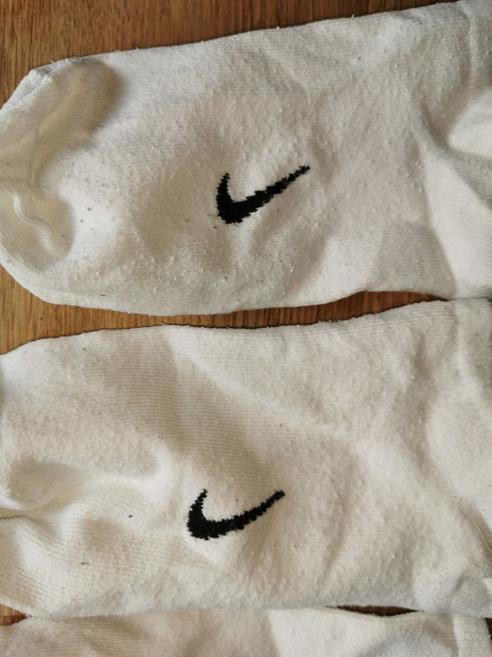 Lot de 2 paires de soquettes Nike blanches - photo numéro 3