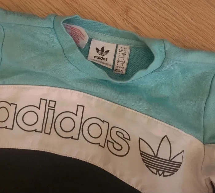 Pull adidas neuf - photo numéro 2
