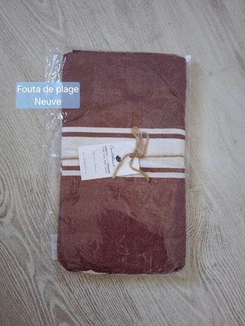 Fouta de plage/bain rouge bordeaux/blanc - Neuve