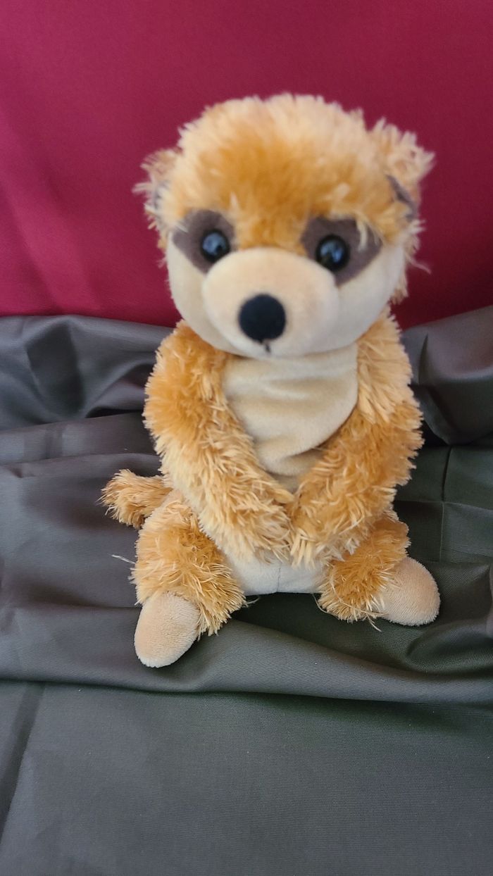 peluche suricate nature planet