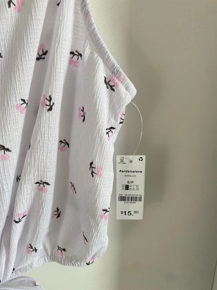 Top femme - photo numéro 3