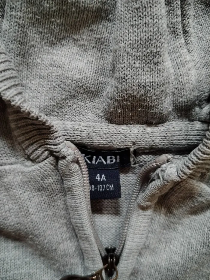 Pull fin à capuche 3 ans - photo numéro 4