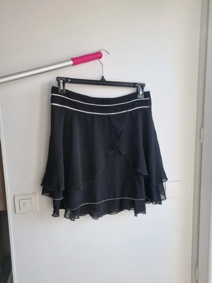 jupe a volants fluide noir woman. code