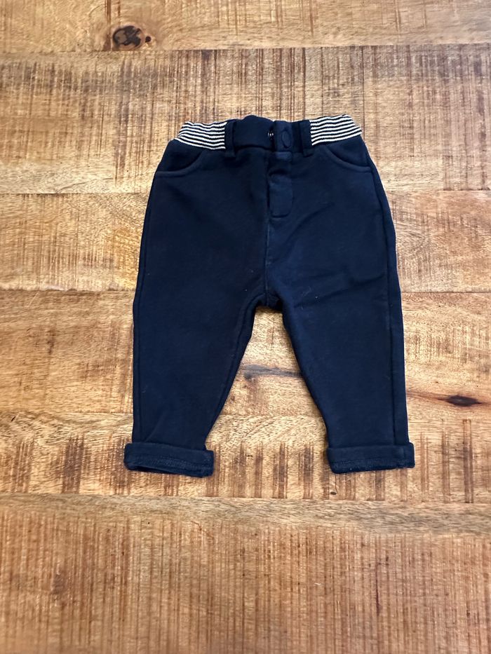 Lot pantalons - photo numéro 2
