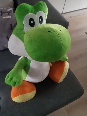 Yoshi grande peluche 75cm