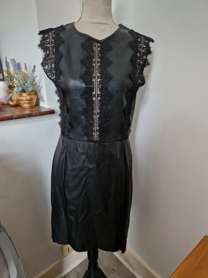Robe noir morgan georgia may jagger