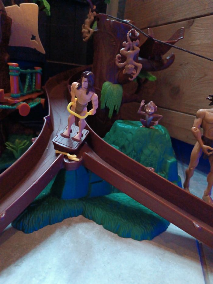 Disney Heroes héros tarzan Disney arbre tree maison house treehouse famosa figurine Playset figura - photo numéro 7