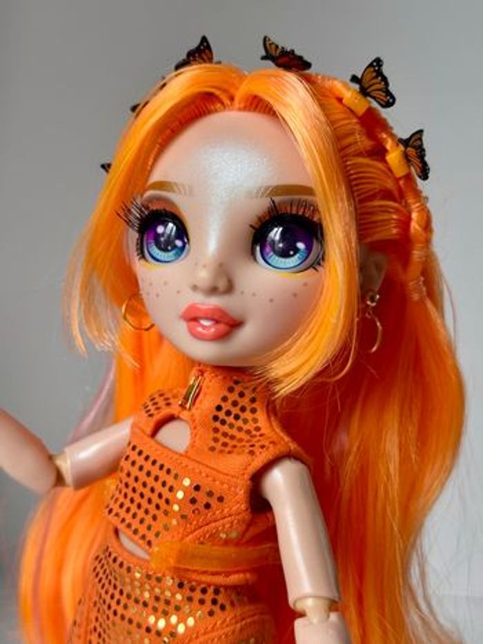 Poppy Rainbow High - photo numéro 4