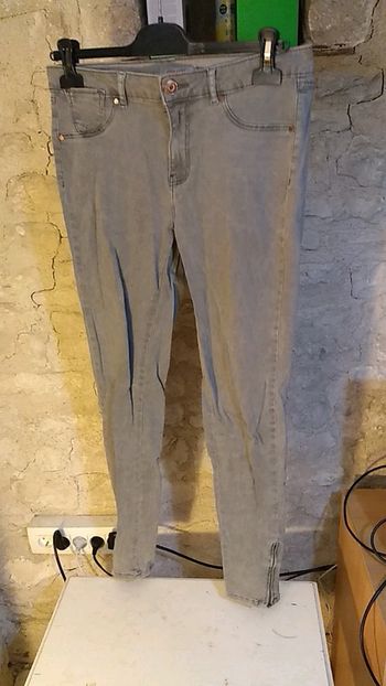 Jean slim gris