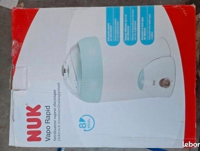 Stérilisateur vapeur bébé