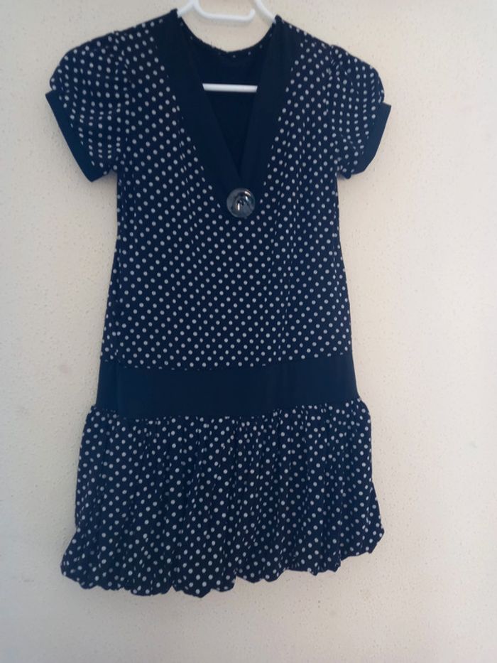 Robe d été à pois noirs et blancs Taille : unique