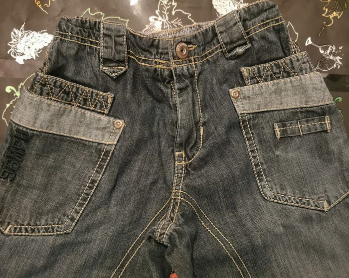 Jeans taille 7 ans - photo numéro 2
