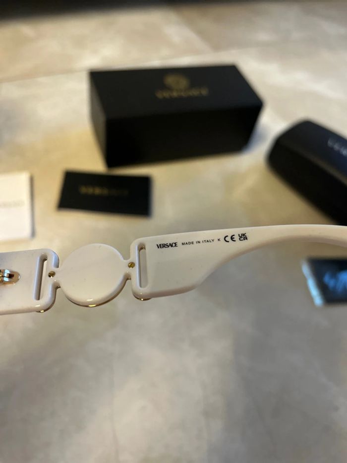 Lunettes Versace - photo numéro 4