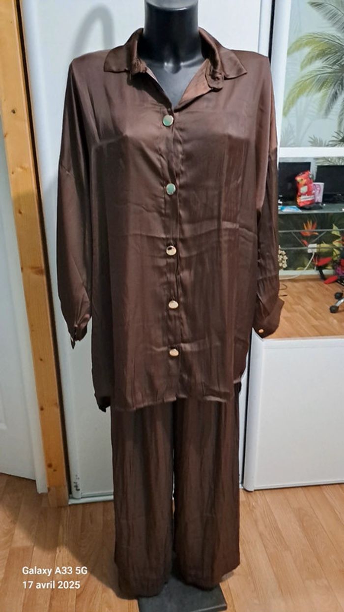 Ensemble 42/44 neuf