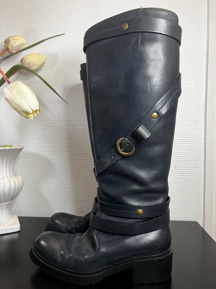 Hogan Bottes Marron vintage en cuir bleu marine avec brides et détails dorés - photo numéro 7