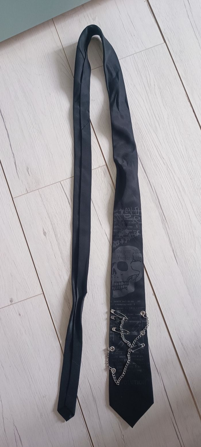 👔 Cravate punk revolution 👔 - photo numéro 2